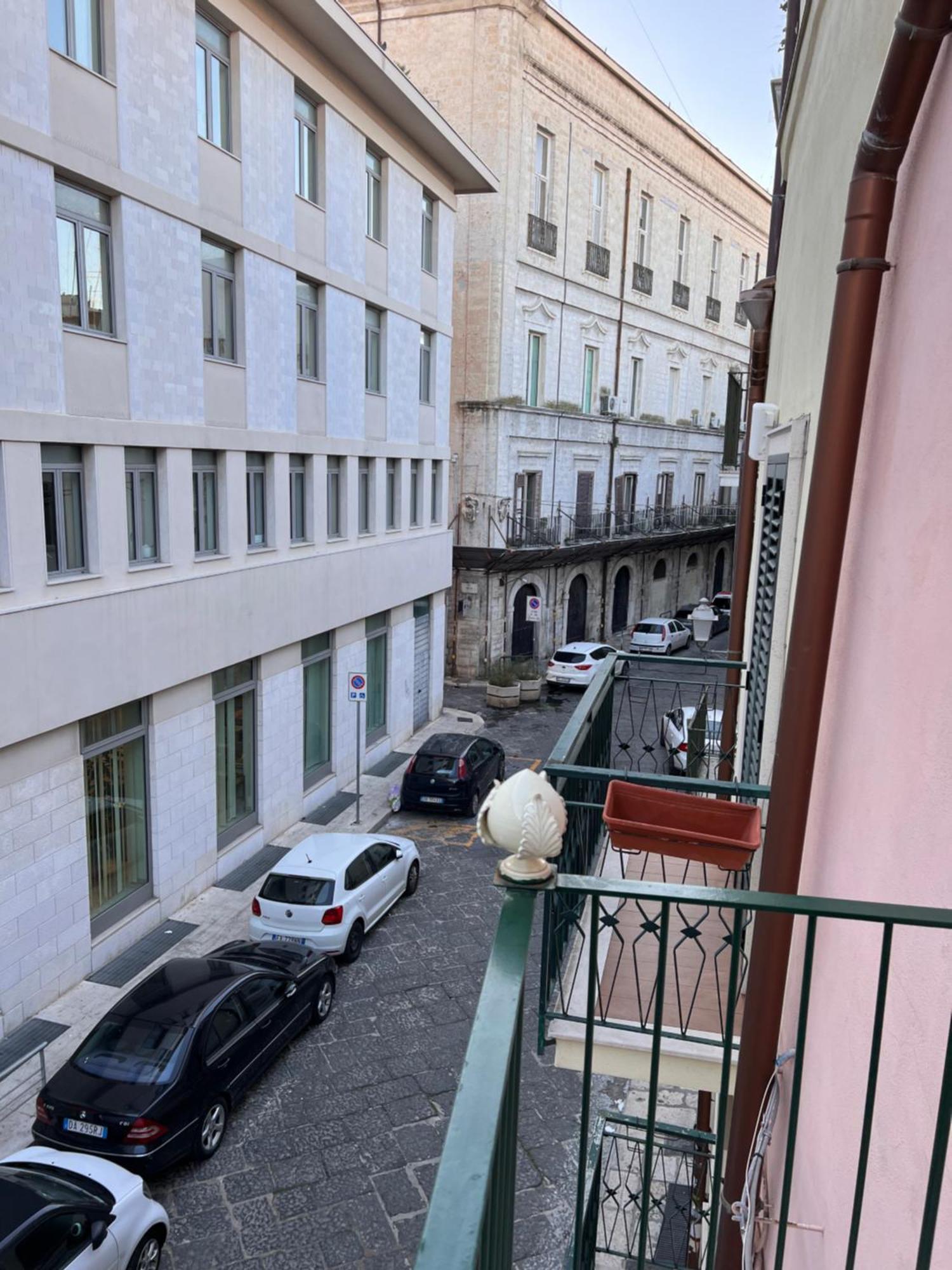 Dimora Le Scalette Apartment Bari Eksteriør bilde
