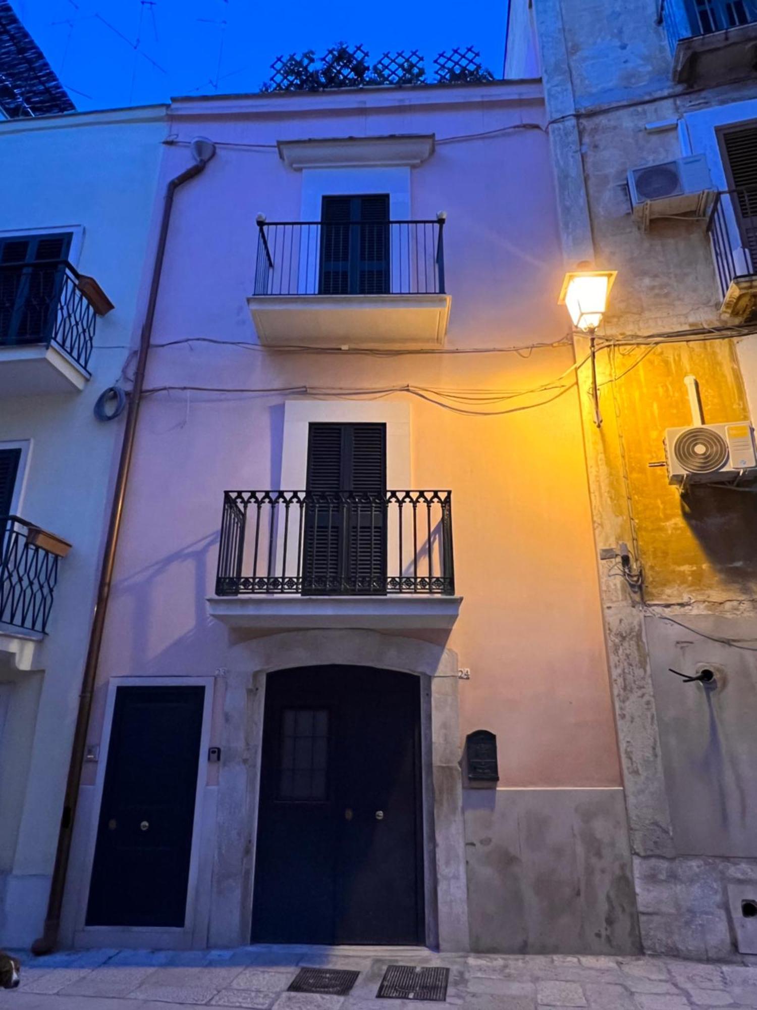 Dimora Le Scalette Apartment Bari Eksteriør bilde