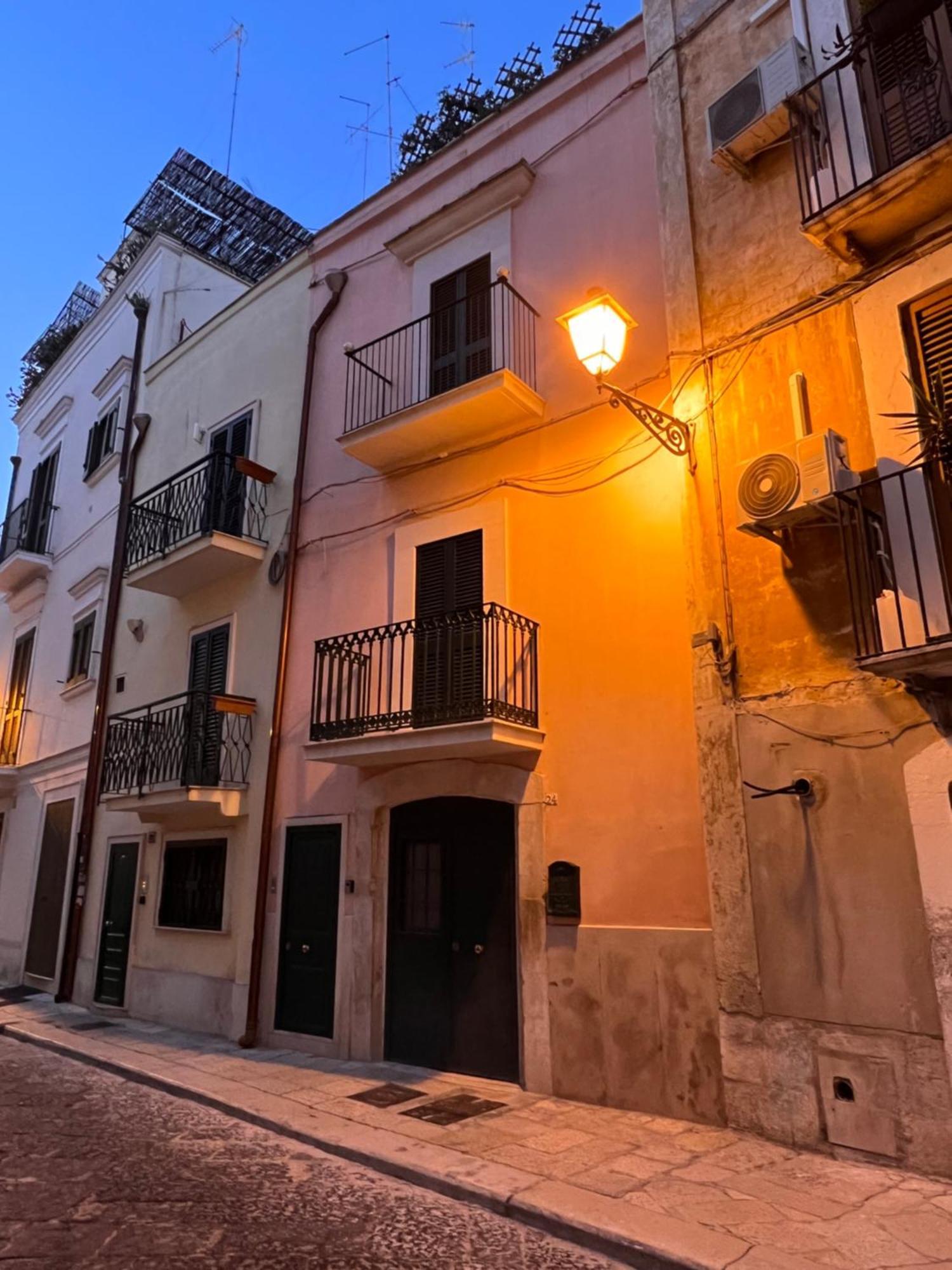 Dimora Le Scalette Apartment Bari Eksteriør bilde